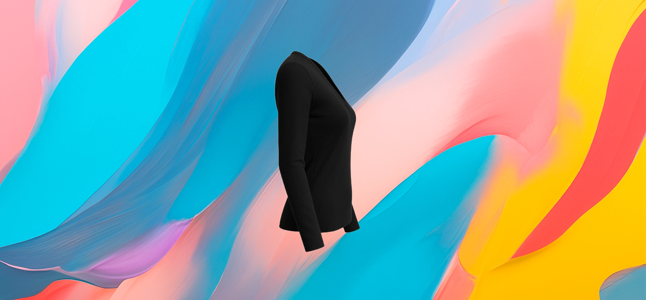 The 25X Women's V-Neck Essential - Image 4