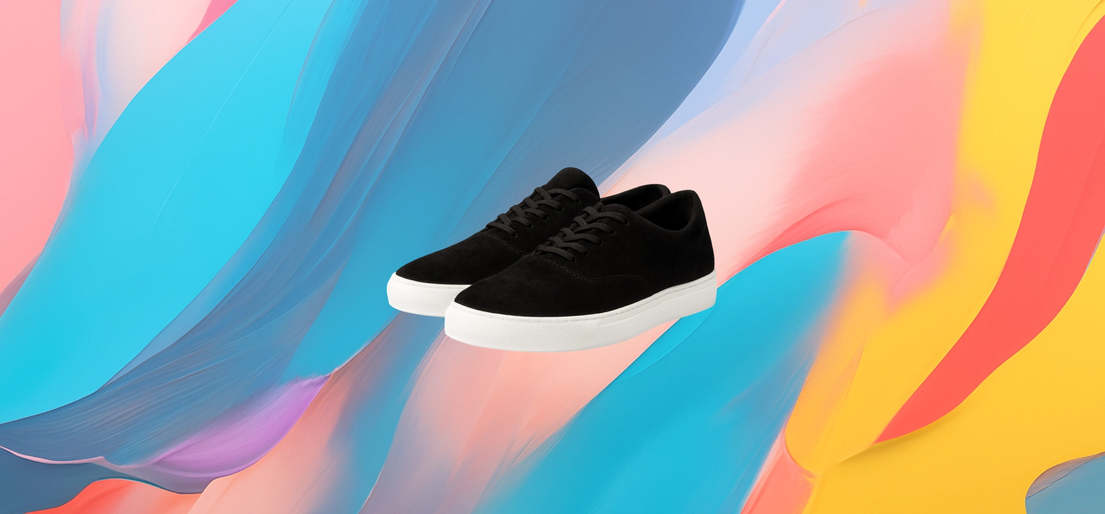 The 25x Urban Elegance Black Sneakers