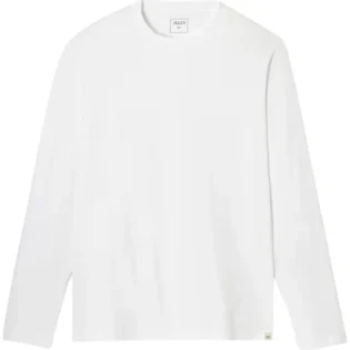 white long sleeve t-shirt