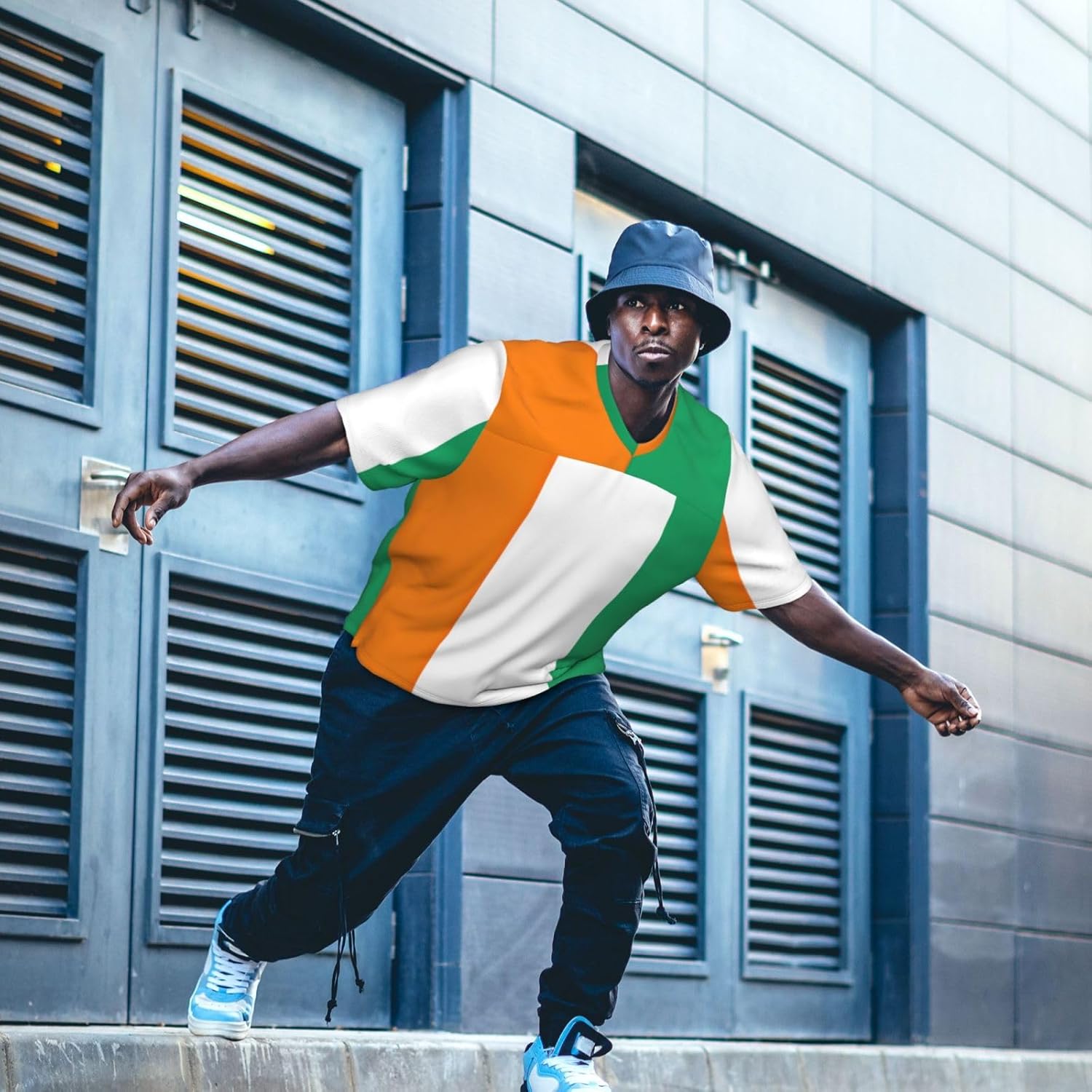 Maillot de football à col en V pour homme Motif drapeau de la Côte d'Ivoire - Image 3