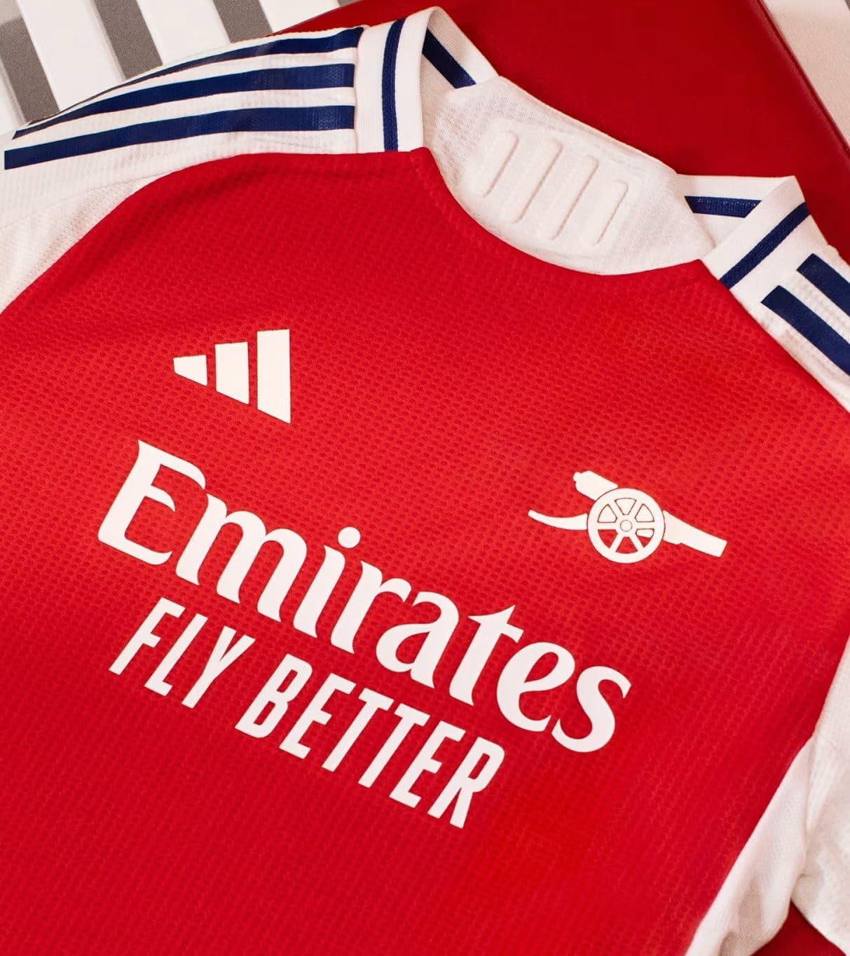 Maillot d'entraînement de football homme Arsenal domicile 24/25 Authentique ADIDAS - Image 3