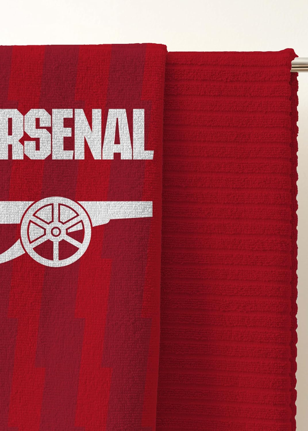 Serviette Officielle Arsenal FC Character World | Toucher Ultra Doux, Motif Lightning | Idéale pour la Maison, Le Bain, la Plage et la Piscine | Taille Unique 75 cm x 150 cm | 100% Coton - Image 4