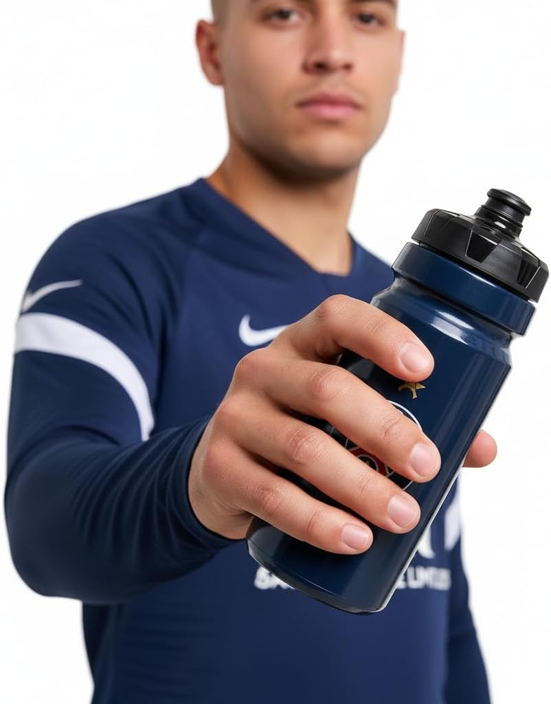 PSG Gourde de sport Etoile de Champions d'Europe - Collection officielle PARIS SAINT GERMAIN - 590 ml - Image 3