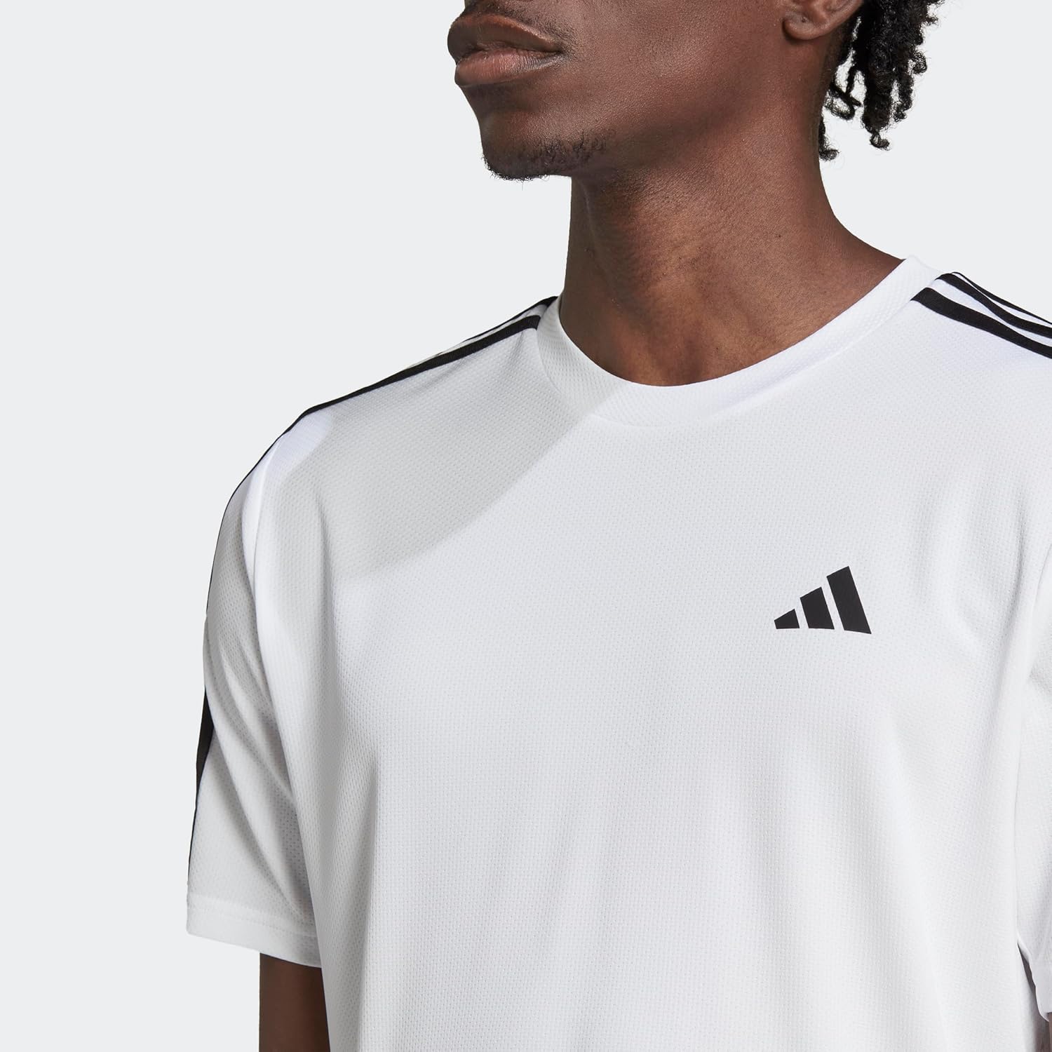 adidas Men's T-Shirt de Training Train Essentials 3-Stripes - Image 3
