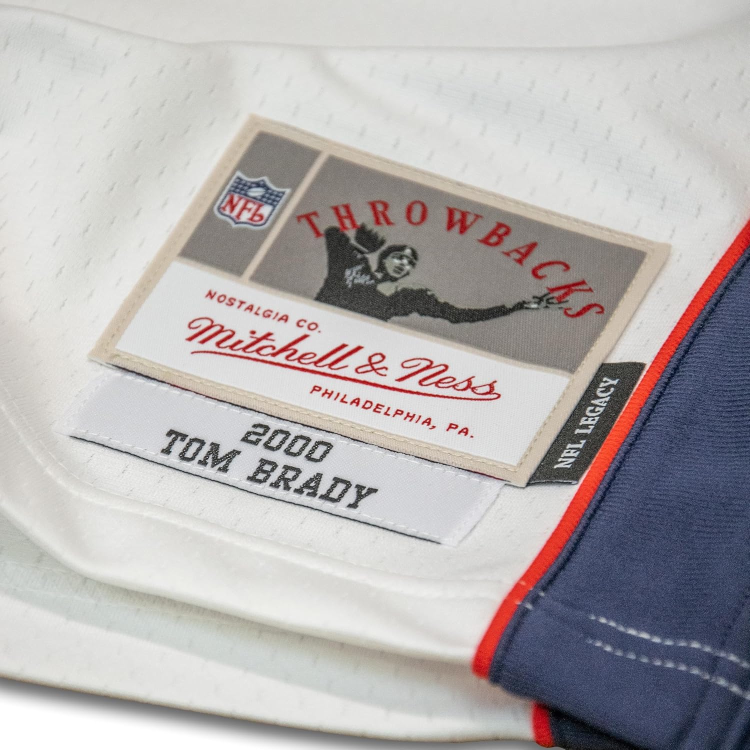 Mitchell & Ness NFL Throwbacks Legacy Jersey - New England Patriots - Tom Brady 2000 - Image 4