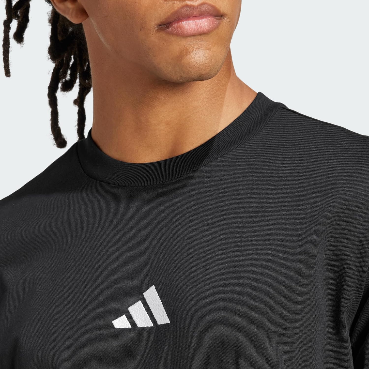 Adidas Homme Essentials Small Logo Single Jersey Tee - Image 2